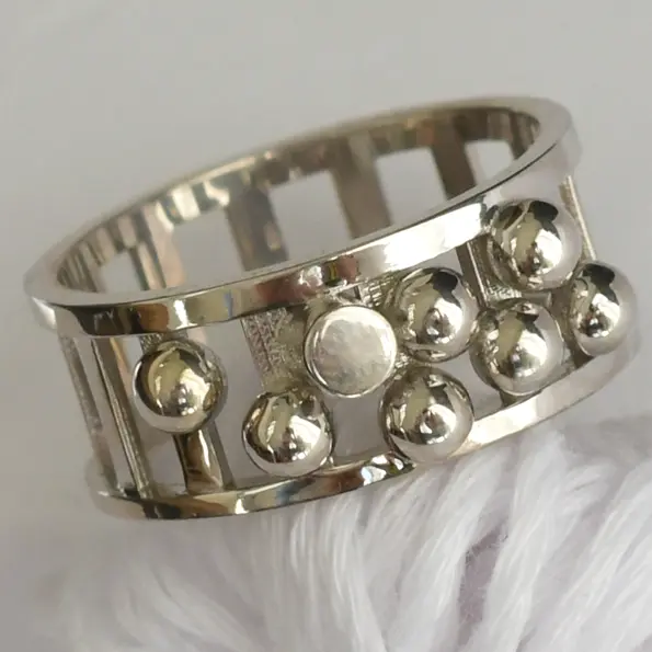 ViLouDrey Hurry Up bague M 3.webp