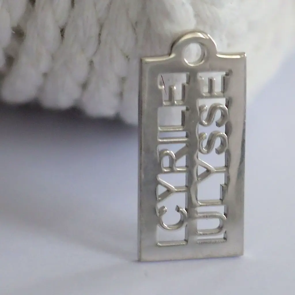 ViLouDrey YOU! argent pendentif rect 2x 1.webp