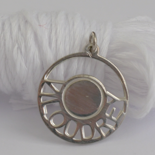 Pendentif YOU! Rond 1